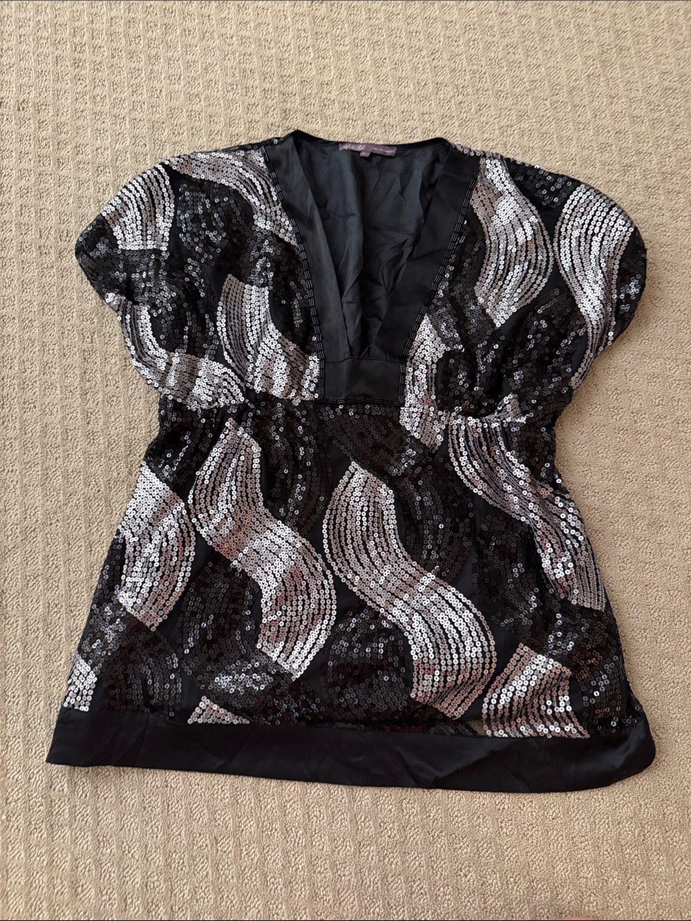 Hale Bob Black Top with Silver Sequin V Neck Top Size Large